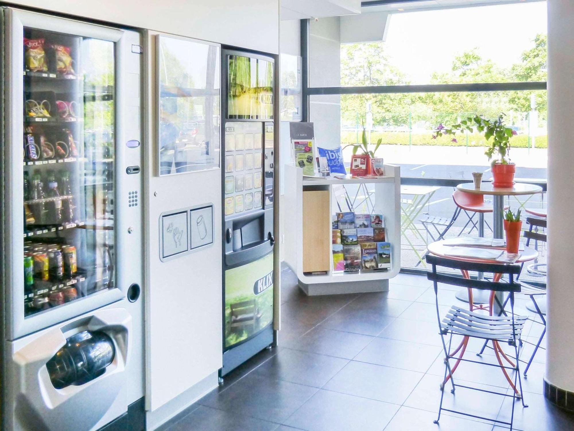 Ibis Budget Tours Nord Ngoại thất bức ảnh